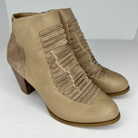 Womens Taupe Almond Toe Side Zip Patent Leather Booties Size 8 M Ankle Boots - Picture 2 of 9